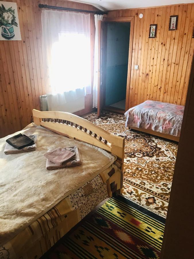 Apartamento За Горбами Yaremche Exterior foto